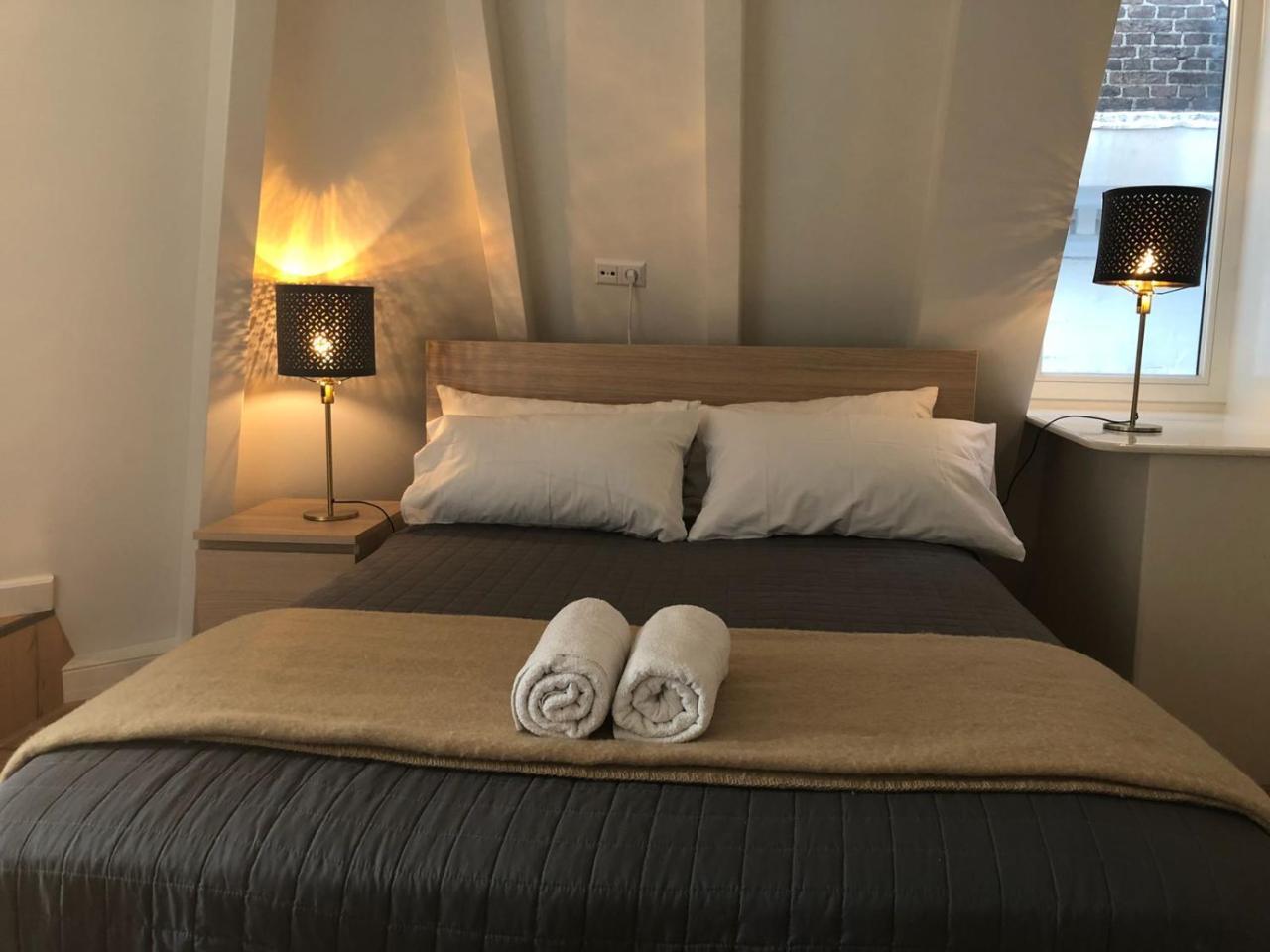 A'Dam Centre Chic Bed and Breakfast Ámsterdam Exterior foto