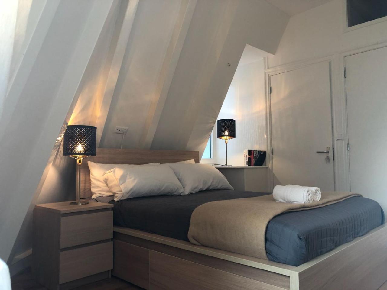 A'Dam Centre Chic Bed and Breakfast Ámsterdam Exterior foto