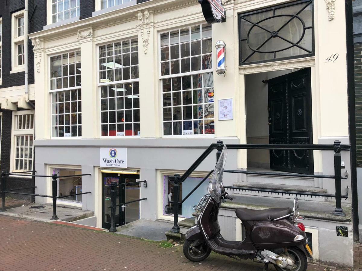 A'Dam Centre Chic Bed and Breakfast Ámsterdam Exterior foto